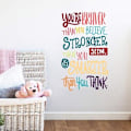 Miniatyrbild 1 av 4: Färgglad inspirerande citat väggdekal - Du är modigare än du tror, starkare