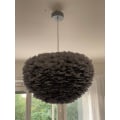 Miniatyrbild 3 av 3: Mysig taklampa i grå fjädrar, 40 cm i diameter    D