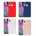 Pikkukuva 2 / 11: Robust Mattbehandlat Silikonskal - Samsung Galaxy A40 Svart