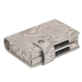 Miniatyrbild 8 av 11: Stilsäkert Smart Korthållare JENSEN i Aluminium (Pu-Läder) Krokodil Brun