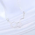 Miniatyrbillede 2 af 2: Halsband Molekyl Serotonin Molecule Kemi Silverpläterad.