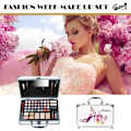 Miniatyrbild 3 av 4: Makeup Väska - GLOSS - Fashionista - 24 Ögonskuggor - 8 Läppbalsam - 4 Rouger 24 ögonskuggor, 8 läppbalsam, 4 rou