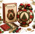 DIY Julepynt uden syning, patchwork med stofperler og bånd, kreativt julehåndværk til voksne Christmas tree
