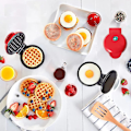 Miniatyrbild 4 av 5: Mini våffelbryggare, liten våffelbryggare, nonstick våffelbryggare för hash browns, keto våfflor lätt att rengöra för individuella pannkakor, kakor, ägg Pink