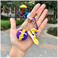 Miniatyrbillede 4 af 5: Sko Model Nøglering Taske Pendant 3d Tredimensionelle Mini Basketball Sko - OW co-branded
