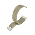Pikkukuva 3 / 4: Fitbit Versa 4 Milanese Magnetic Metal Weave -kellonauhalle OLS Official Gold