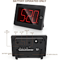 Miniatyrbillede 4 af 5: LED Digital Væg Ur Batteridrevet - Stort Display Digitalt Ur, Justerbar Lysstyrke, Væg- eller Bordmontering Sort-rød