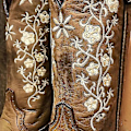 Miniatyrbild 3 av 4: Breda cowboyboots för kvinnor med fyrkantig tå - moderna västerländska broderade cowgirlstövlar, svarta Black 37