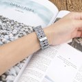 Pikkukuva 5 / 5: Fitbit Charge 3/4 ranneke kangas harmaa