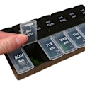Miniatyrbillede 4 af 8: Praktisk og holdbar Dosett Medicin Tablet Taske Sort/Hvid Black and white