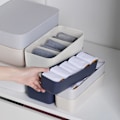 Miniatyrbillede 5 af 5: Underwear Opbevaringsboks 3-gitter/5-gitter Rum Opbevaringsbeholder Til Hjem Soveværelse Kollegie Sokker BH Bukser Organizer White 5 grids