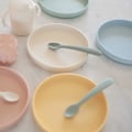 Pikkukuva 4 / 6: Silikoniset lautaset imukupeilla | Silikoniset ruokailuvälineet vauvoille ja taaperoille | Brick Red