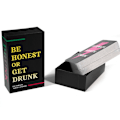 Miniatyrbild 3 av 4: Engelsk version av BE HONEST OR GET DRINK Sincerely Leisure Party Game Card
