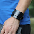 Miniatyrbilde 3 av 4: Retro Herre Kveghud Armbånd Enkelt Og Justerbart Punk Bredt Lær Håndstropp