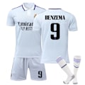 Miniatyrbilde 1 av 3: Benzema Real Madrid Fotballtrøye T-skjorte sett V #9 #9 4-5Y