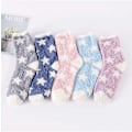 Pikkukuva 5 / 6: Pehmeät ja lämpimät tossusukat naisille - Superpehmeät mikrokuidut, mukavat nukkumissukat, 6 tai 5 paria 5 Pairs Colorful Star