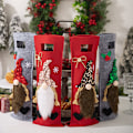 Miniatyrbild 3 av 4: Charmig Jul Rudolph & Tomte Vinflaskskydd - 4-pack för Festlig Fest & Flaskklädsel i Jul