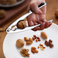 Miniatyrbilde 4 av 5: Familiens Must-have Nøtteknekker: Supertykk Hjemmebruk Nøtteknekker for Hasselnøtter, Pekannøtter og Mer - Din Ideelle Nøtteknekker!