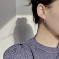 Miniatyrbillede 2 af 4: Små vanddråbe øreringe, simple, små øreflip øreringe, fashionable øreringe, velegnede til forskellige lejligheder