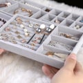Miniatyrbild 3 av 5: 1/2/3/5 Stapelbar smyckesbricka Multipurpose Portable Velvet för 6 Grids Style A 1Set
