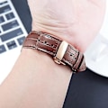 Miniatyrbild 4 av 4: Läder Klockarmband Ersättning Alligator Rem För Män Kvinnor Med Silver Butterfly Deployment Spänne Ljusbrun{ad} Light brown 14mm