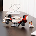 Pikkukuva 3 / 6: LEGO Icons 10330 McLaren MP4/4 ja Ayrton Senna, malliautosarja aikuisille