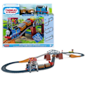 Pikkukuva 1 / 4: 3 in 1 box setti - MATTEL - Thomas ja hänen ystävänsä - TrackMaster - Thomas-veturi Annie- ja Clarabel-perävaunuilla