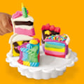 Pikkukuva 5 / 6: Play-Doh Kaunis kakkupalani, muovailuvaha-sarja Flerfärgad