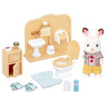 Pikkukuva 2 / 4: SYLVANIAlaiset PERHEET - 5015 - Brother Rabbit Suklaa ja WC - Kylä - Sekalaiset - 3 vuotta+ Rosa