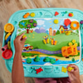 Pikkukuva 6 / 6: Käännettävä Play-Doh Creation -pöytä lapsille, 15 lisävarustetta ja 6 kattilaa Playdoughia, Play-Doh-alkupalat Flerfärgad