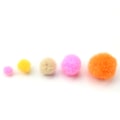Miniatyrbild 4 av 5: 100 st Blandade Storlekar Blandade Färger DIY Hantverk Färgglada Mini Fluffiga Pom Pom Bollar Bröllop Heminredning