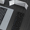 Miniatyrbild 3 av 5: Vikbart tangentbord, Mini Uppladdningsbart Resetangentbord, Vikbart Portabelt Trådlöst Bluetooth-tangentbord med Känslighet för Windows iOS Android Mac, (Svart)