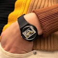 Miniatyrbillede 3 af 4: Swatch ur MICKEY WHITE ON BLACK special edition KEITH HARING 41mm - Quartz - Resin - Unisex vit svart