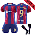 Miniatyrbillede 1 af 2: 2023-2024 Barcelona hjemmefodboldtrøje til børn nr 9 Lewandowski 8-9years