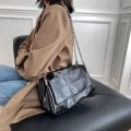 Miniatyrbild 5 av 5: 2022 Ny Lyxig Mode Crossbody Väska Kedja Axelväska Ba