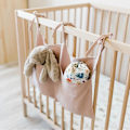 Pikkukuva 2 / 5: Pellavainen Crib-Ripustuspussi, 2 Taskua Crib-Tarvikkeiden ja Leikkikalujen Säilytykseen - Han