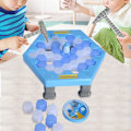 Miniatyrbillede 2 af 5: Red Penguin On Ice Game, Penguin Trap Break ice Activate Family