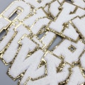 Miniatyrbillede 3 af 5: Hvide 26 engelske håndklæder broderede stof patches tøj hatte B