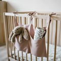 Pikkukuva 3 / 5: Pellavainen Crib-Ripustuspussi, 2 Taskua Crib-Tarvikkeiden ja Leikkikalujen Säilytykseen - Han