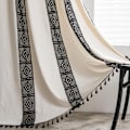 Miniatyrbillede 3 af 5: Boho-stil sorte stribede gardiner med kvast i bomuld/hør
