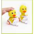 Pikkukuva 2 / 5: 3 kpl sarjakuva leluautoa Paina ja mene Jingle Swing Duck Cars Frictio