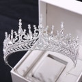 Miniatyrbillede 3 af 4: Brudekrone Hovedbeklædning Luksus Legering Rhinsten Indlagt Pandebånd Til Kvinde Bryllup Fødselsdag Hår F