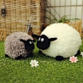 Pikkukuva 4 / 4: Sean the Sheep Pehmolelupallotyyny Grey 40cm