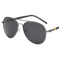Pikkukuva 1 / 5: Miesten polarisoidut metalliset aurinkolasit Black frame, black and gray piece