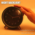 Miniatyrbild 4 av 5: Väckarklocka 4,5 tum analog väckarklocka Bedside Sovrum Batteridriven rund klocka med bakgrundsbelysning, grön
