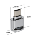 Pikkukuva 3 / 4: USB3.1 OTG -sovittimeen liitetty matkapuhelintabletti Android Type-C -kortinlukija (hopea ketjulla)