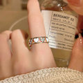 Miniatyrbillede 4 af 5: Modering Hul Geometrisk Kobber Hjerteform Dekor Fingerring til fest White