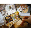 Miniatyrbild 2 av 4: DIY hut box teater handgjord montering Roam Around in Winter