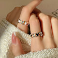 Miniatyrbillede 2 af 5: Modering Hul Geometrisk Kobber Hjerteform Dekor Fingerring til fest White