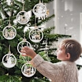 Miniatyrbillede 3 af 3: 6 stykker hvid juletræspynt, Winter Wonderland-dekoration, rustik 3D trægårds-julepynt